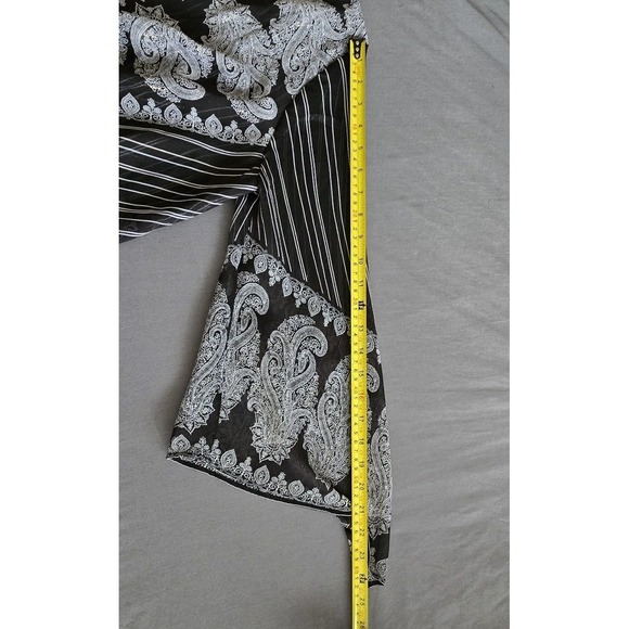 NWT Chicos Black Paisley V-Neck Crossover Wrap Layered Blouse Sz 8/10 - Picture 10 of 13